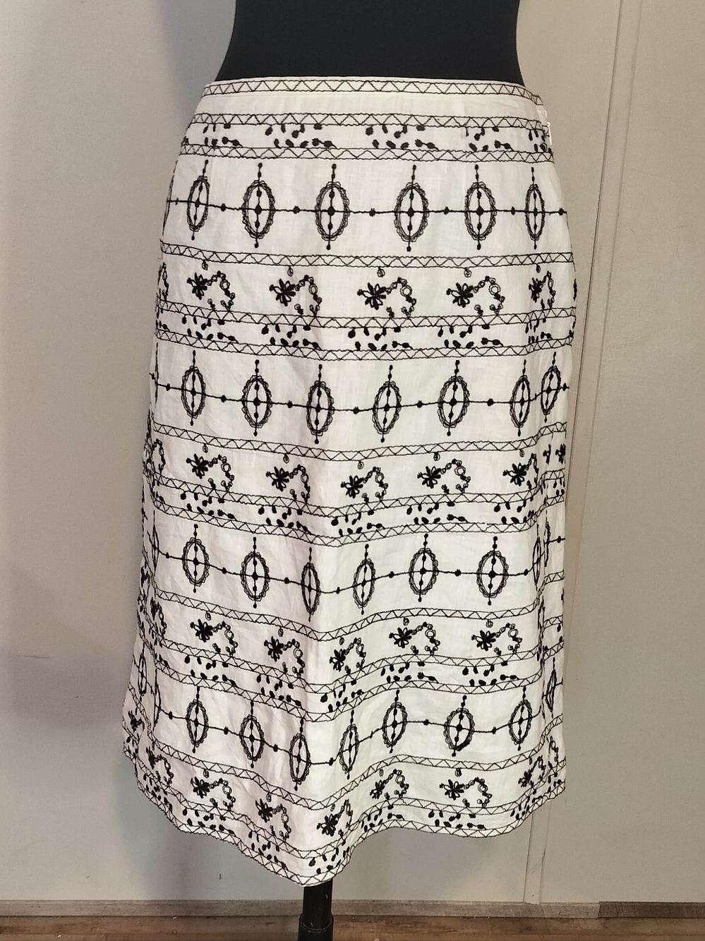 LOFT White Midi Skirt with Black Embroidered Motif